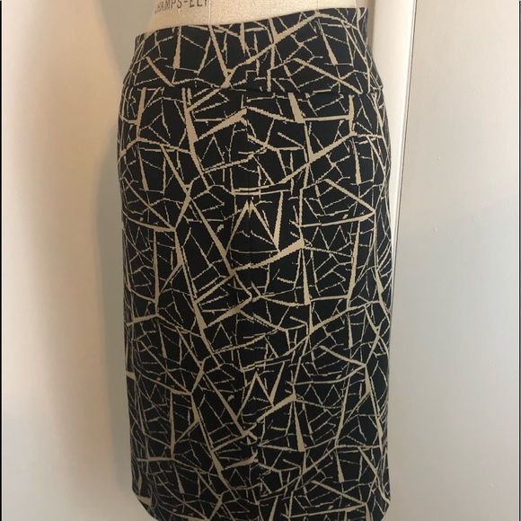 3 for $55💕NWOT GRACE SYMMETRY PENCIL ✏️ SKIRT - Picture 4 of 6